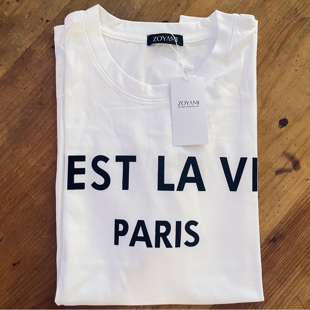 Paris Tee Shirt- Fits as a over sized tee so cute with big bold lettering - Picture 2 of 7